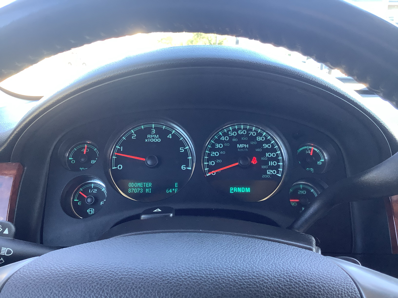 Chevrolet Avalanche LS 4WD 2013