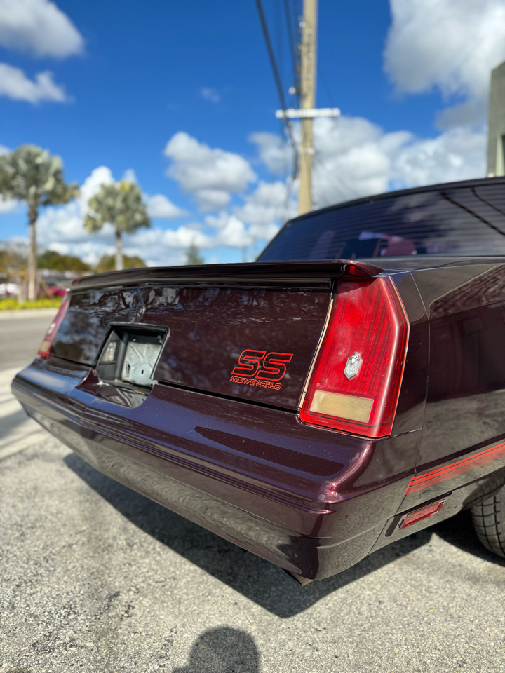 Chevrolet Monte Carlo 2dr Cpe SS 1988