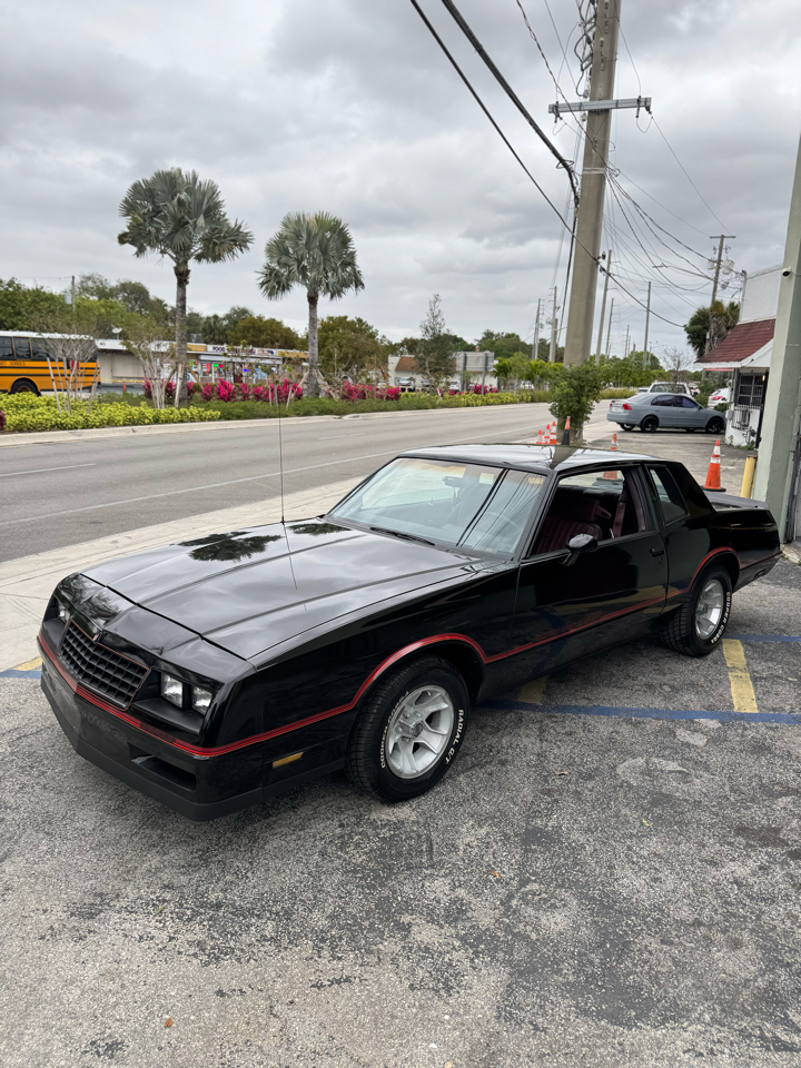 Chevrolet Monte Carlo 2dr Sport Coupe SS 1985