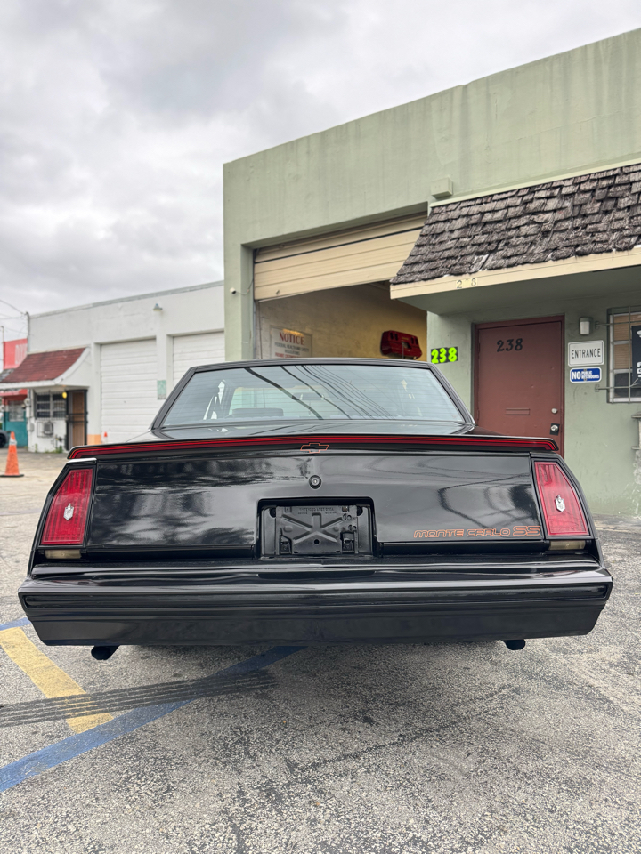Chevrolet Monte Carlo 2dr Sport Coupe SS 1985