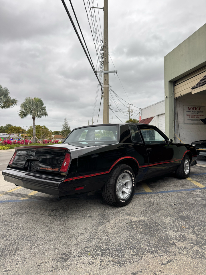 Chevrolet Monte Carlo 2dr Sport Coupe SS 1985
