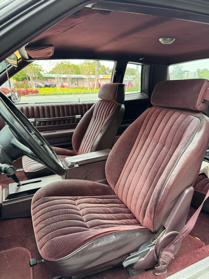 Chevrolet Monte Carlo 2dr Sport Coupe SS 1985