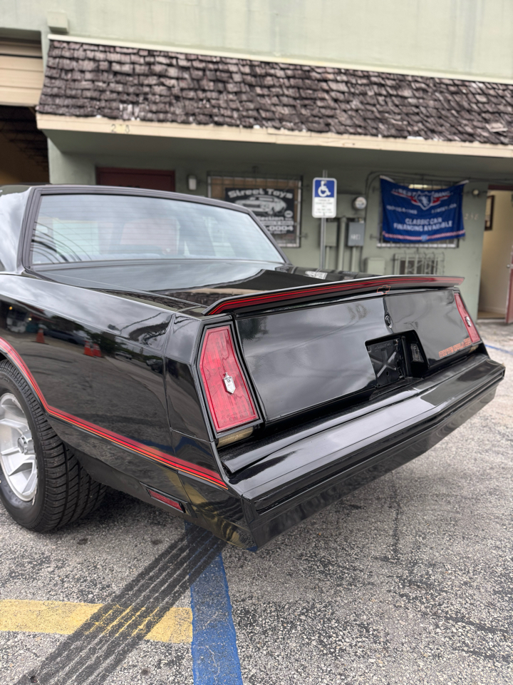 Chevrolet Monte Carlo 2dr Sport Coupe SS 1985