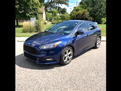 2016 Ford Focus  2016 Ford Focus