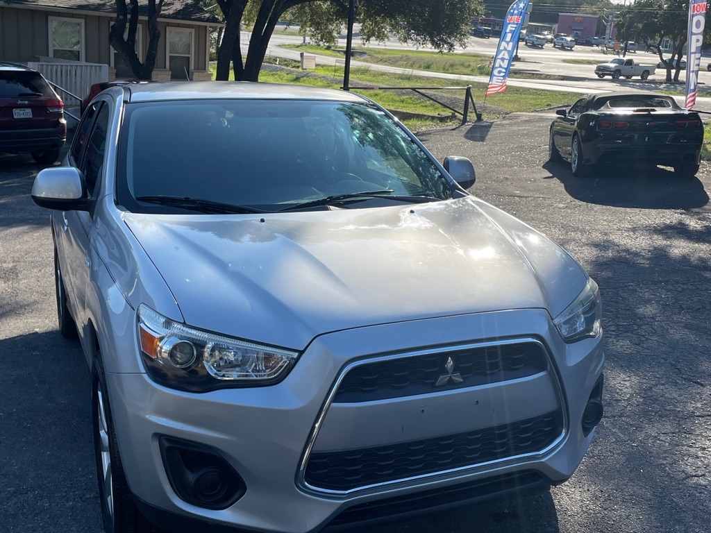 2013 Mitsubishi Outlander Sport ES's photo