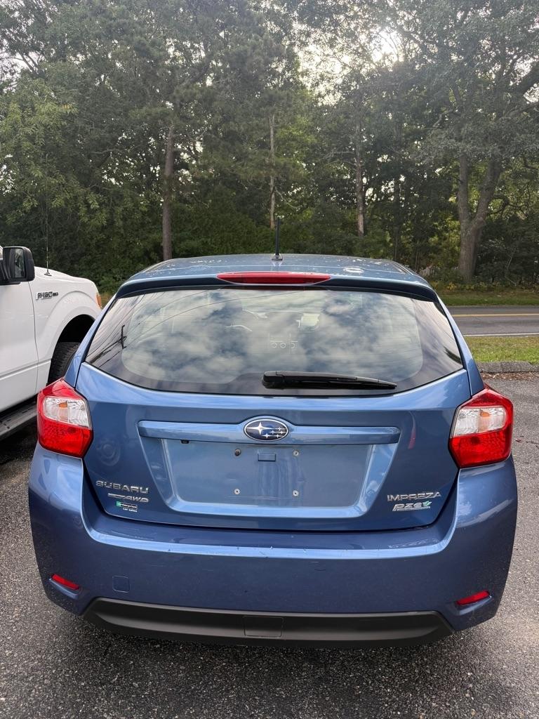 2016 Subaru Impreza Premium - Photo 7