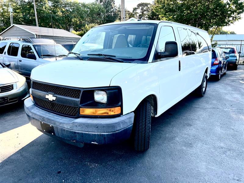 Chevrolet Express LS 3500 Extended 2012