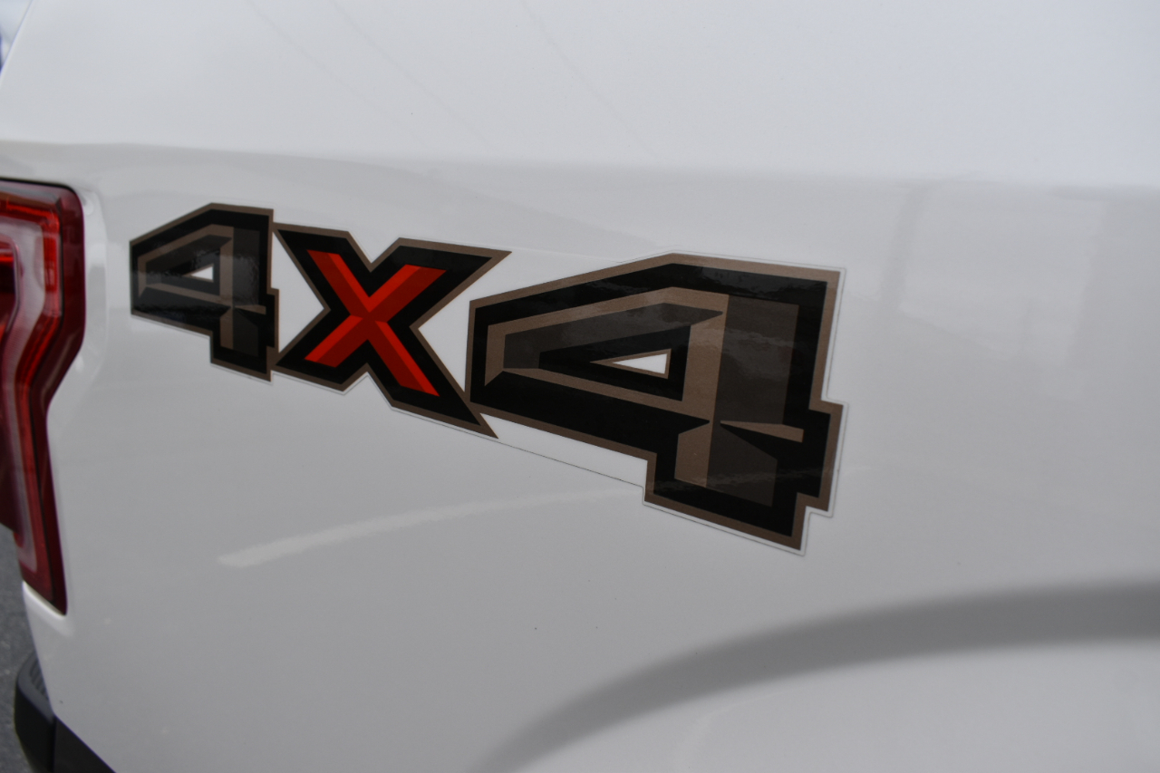 Ford F-150 Lariat SuperCrew 4WD 2016 Ford F-150 Lariat SuperCrew 4WD 2016