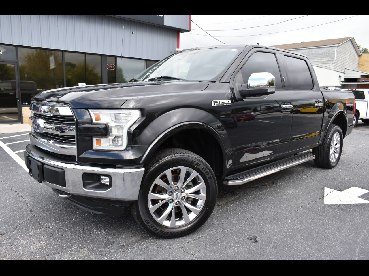 2015 Ford F-150 Lariat SuperCrew Short Bed 4WD