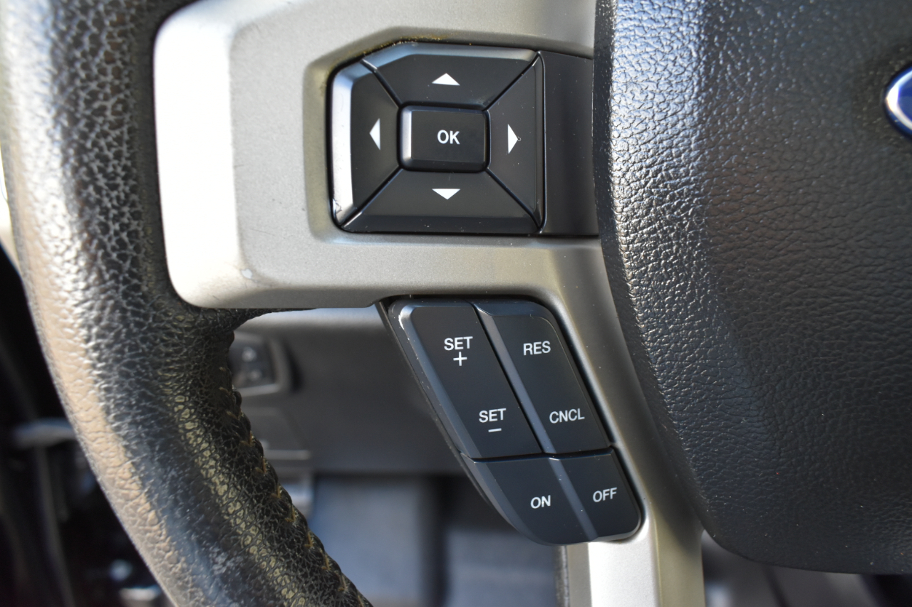 Ford F-150 Lariat SuperCrew 4WD 2015 Ford F-150 Lariat SuperCrew 4WD 2015