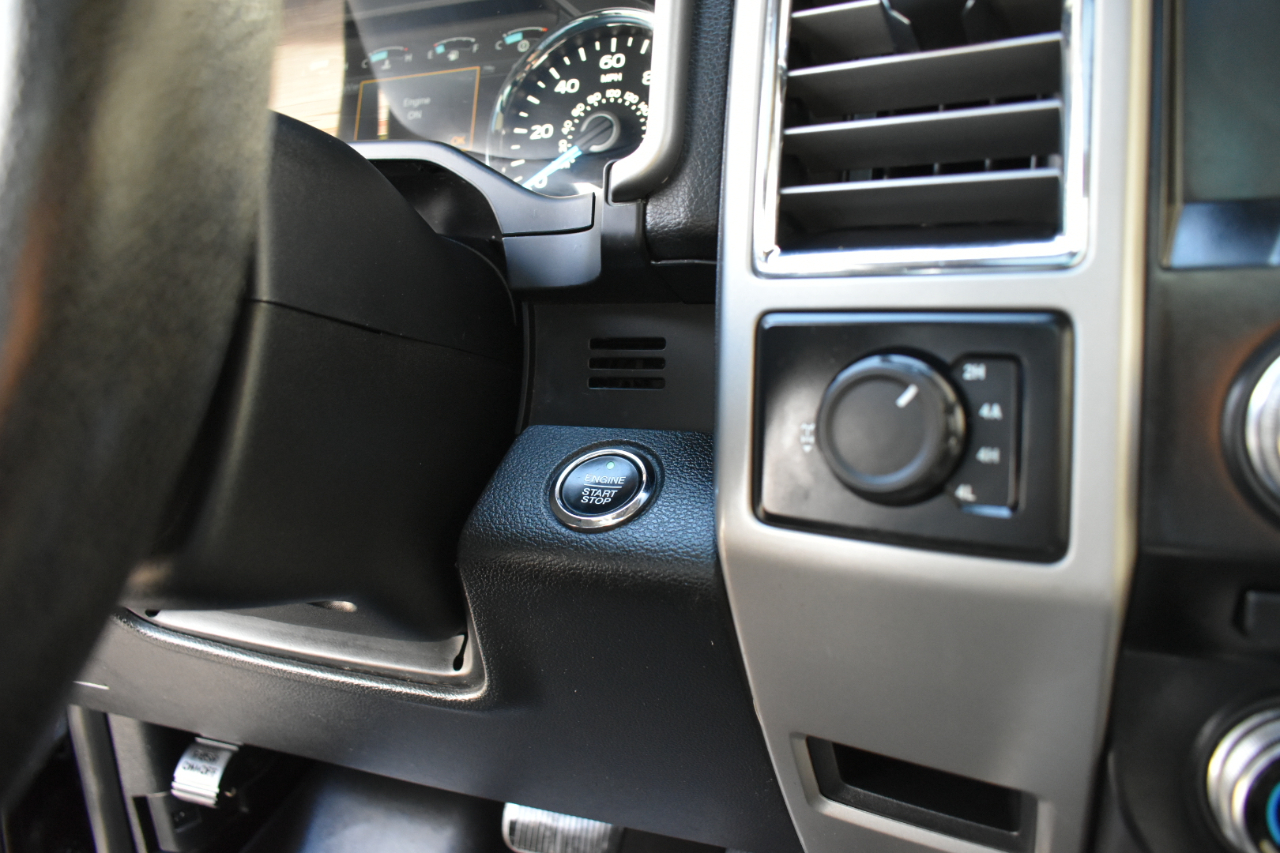 Ford F-150 Lariat SuperCrew 4WD 2015 Ford F-150 Lariat SuperCrew 4WD 2015