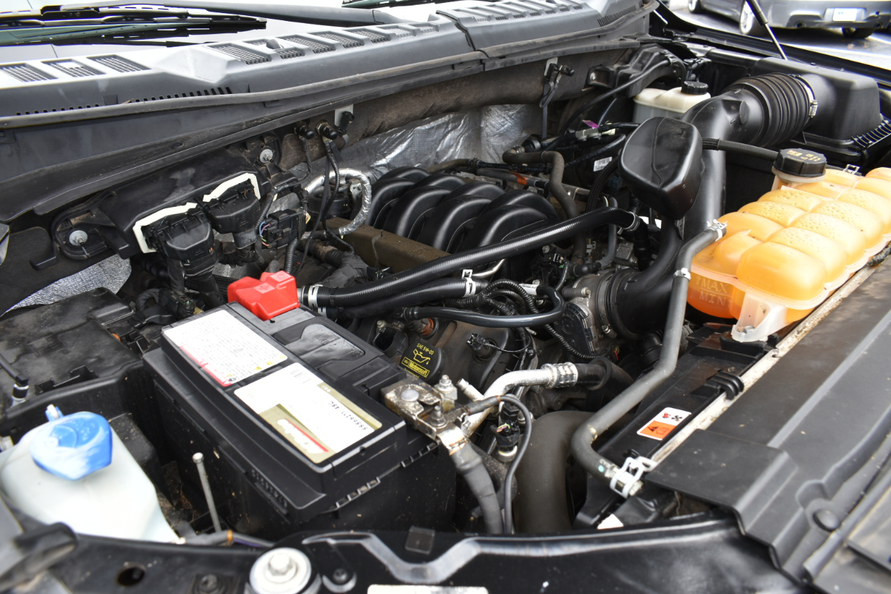 Ford F-150 Lariat SuperCrew 4WD 2015 Ford F-150 Lariat SuperCrew 4WD 2015