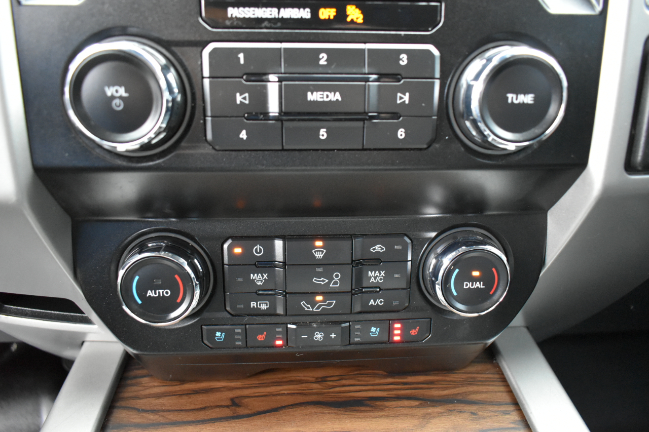 Ford F-150 Lariat SuperCrew 4WD 2019 Ford F-150 Lariat SuperCrew 4WD 2019