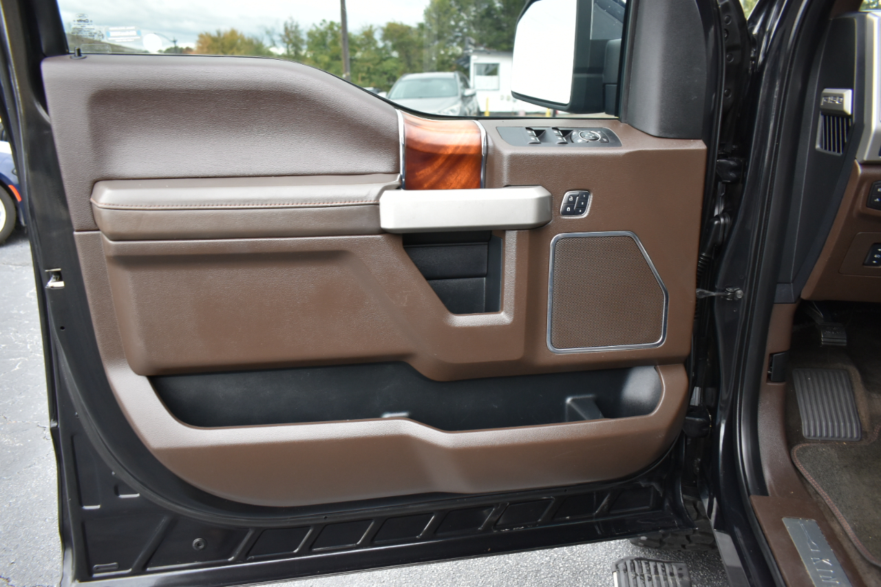 Ford F-150 King Ranch SuperCrew 4WD 2015 Ford F-150 King Ranch SuperCrew 4WD 2015