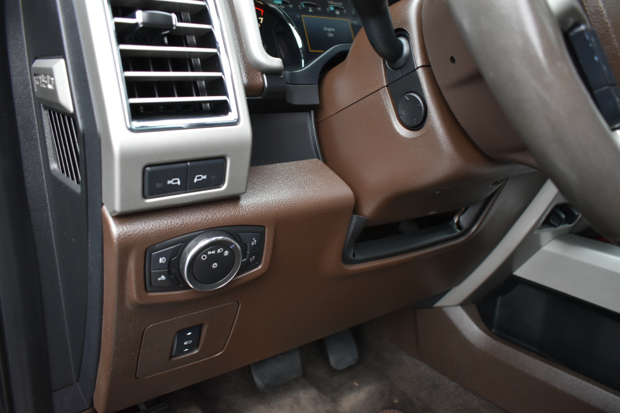 Ford F-150 King Ranch SuperCrew 4WD 2015 Ford F-150 King Ranch SuperCrew 4WD 2015