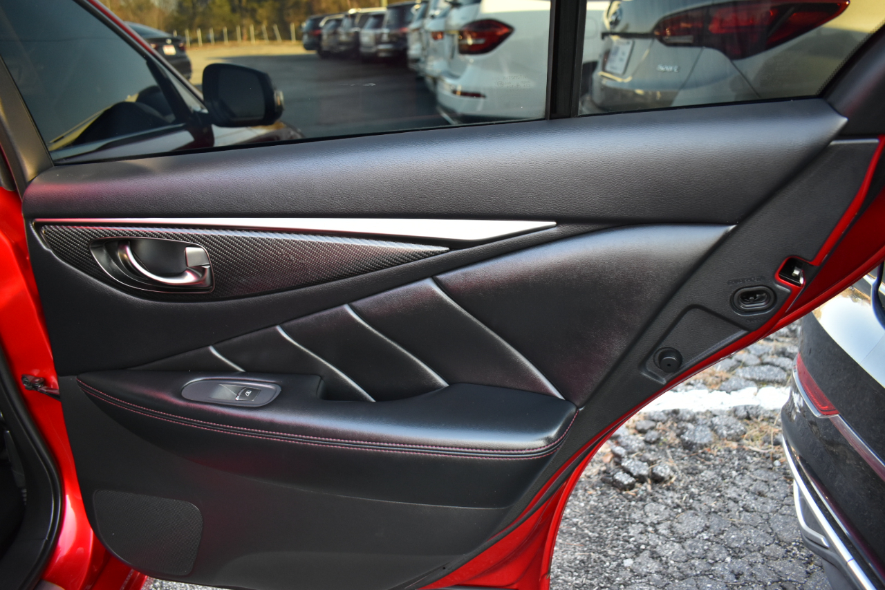 Infiniti Q50 Red Sport 400 2021