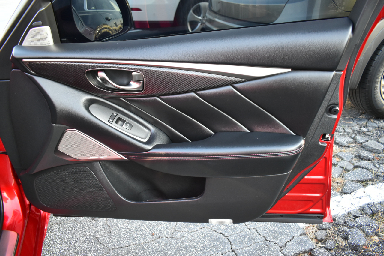 Infiniti Q50 Red Sport 400 2021