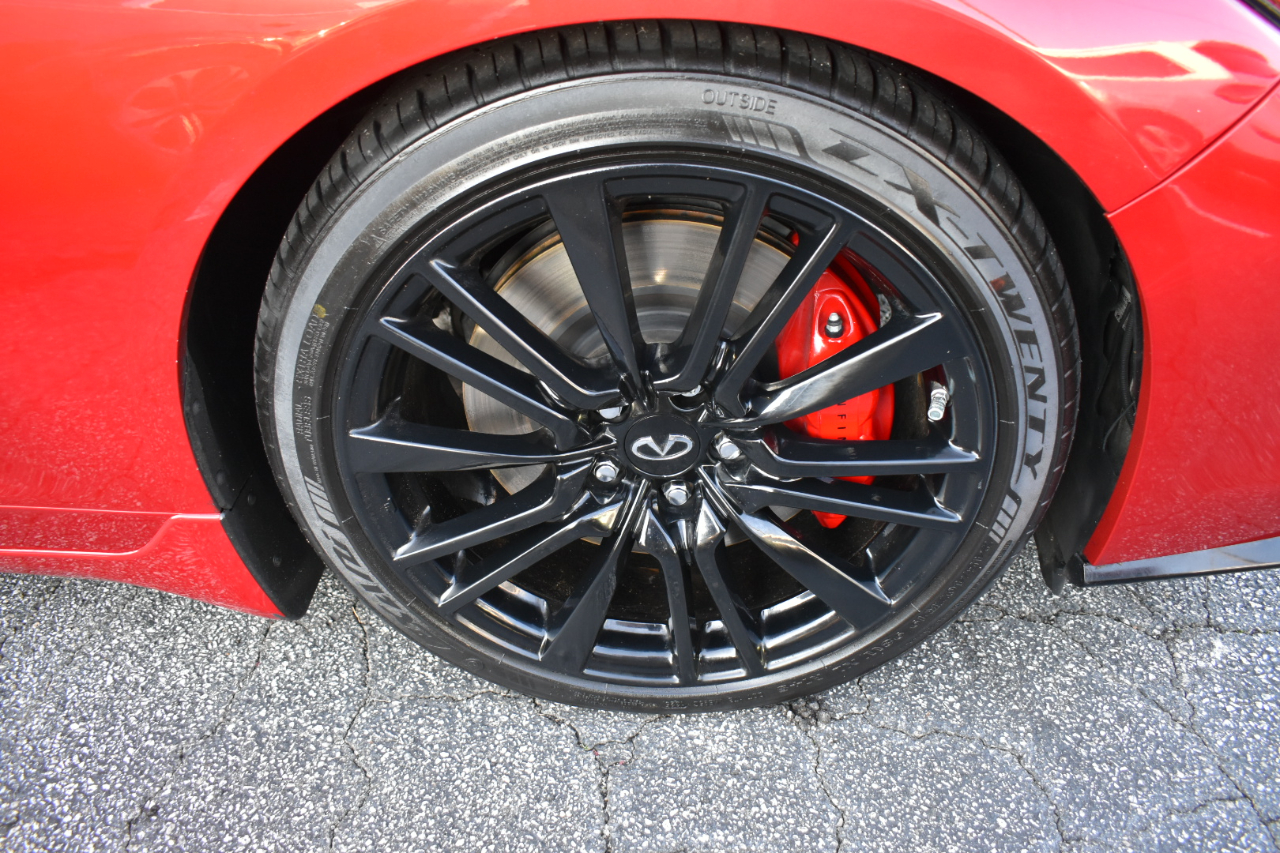 Infiniti Q50 Red Sport 400 2021