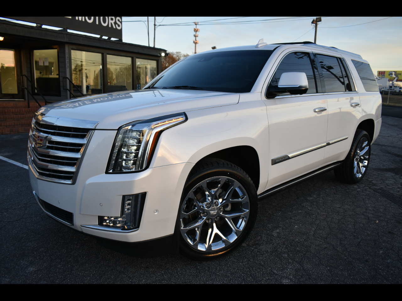 2018 Cadillac Escalade Platinum 2WD