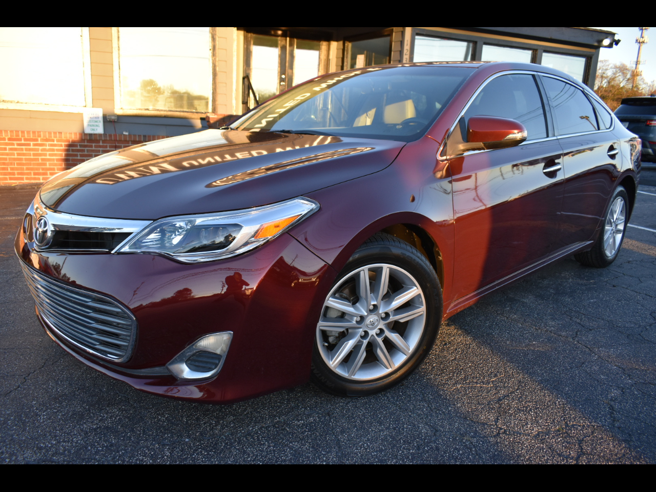 Toyota Avalon XLE Premium 2015
