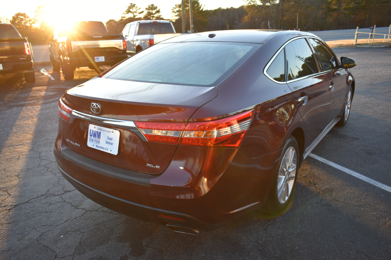 Toyota Avalon XLE Premium 2015