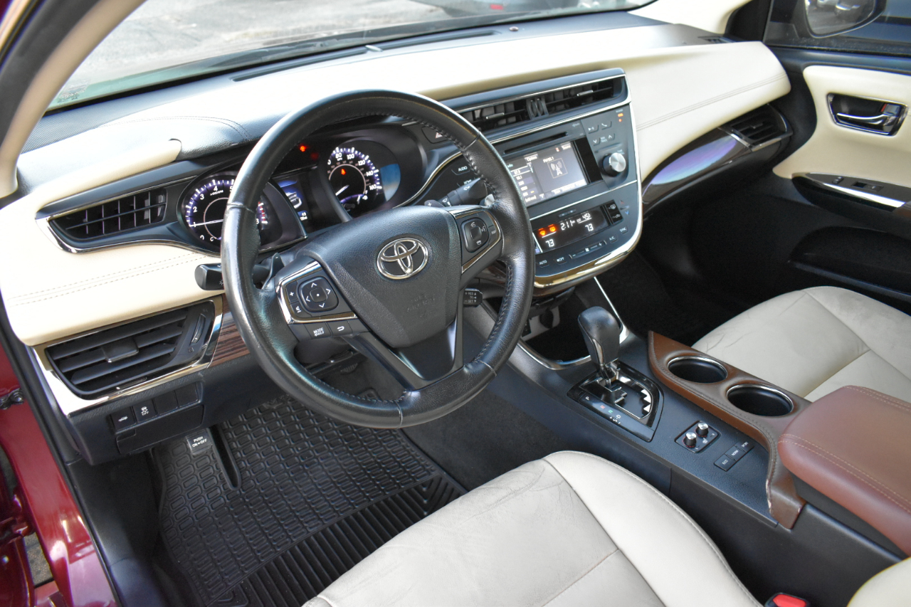 Toyota Avalon XLE Premium 2015