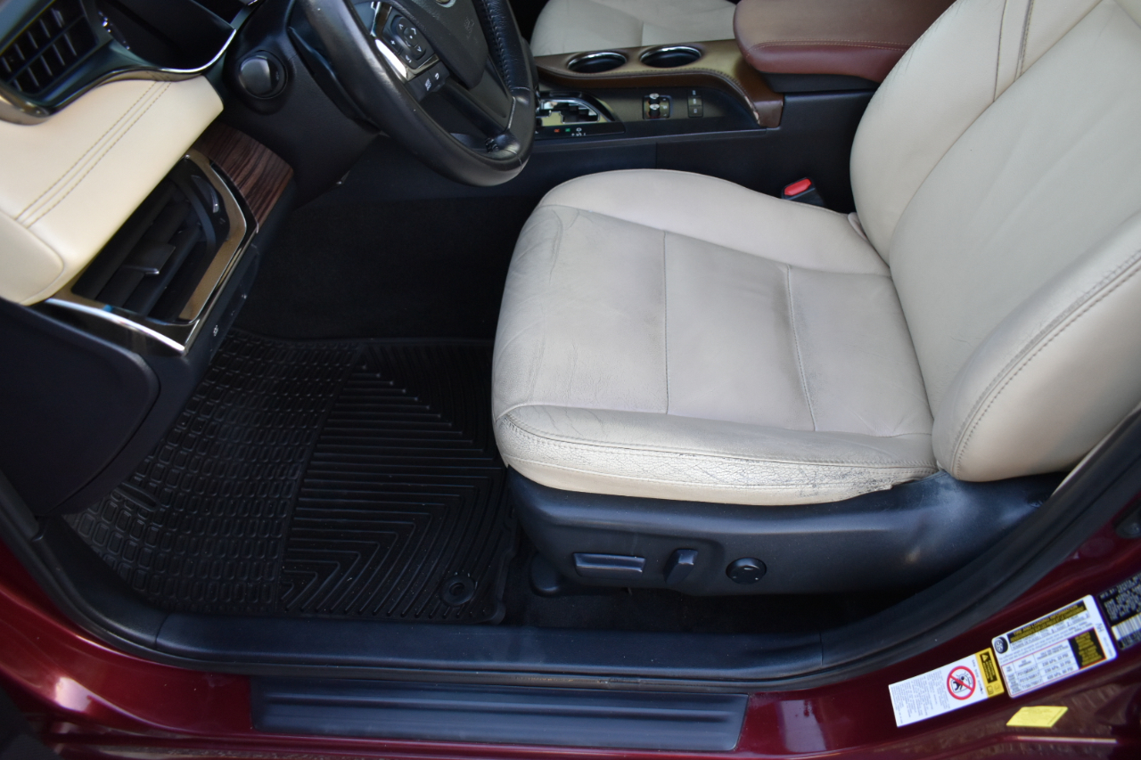 Toyota Avalon XLE Premium 2015