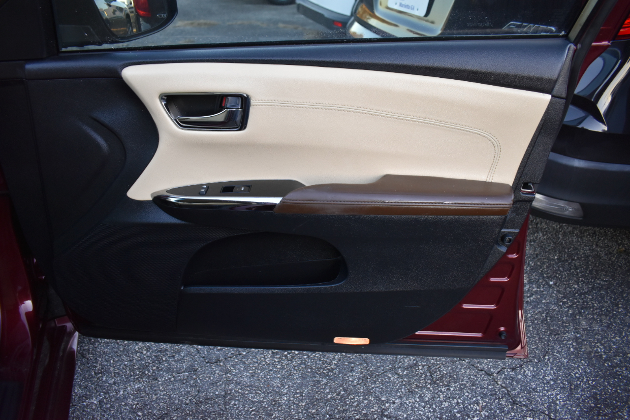 Toyota Avalon XLE Premium 2015