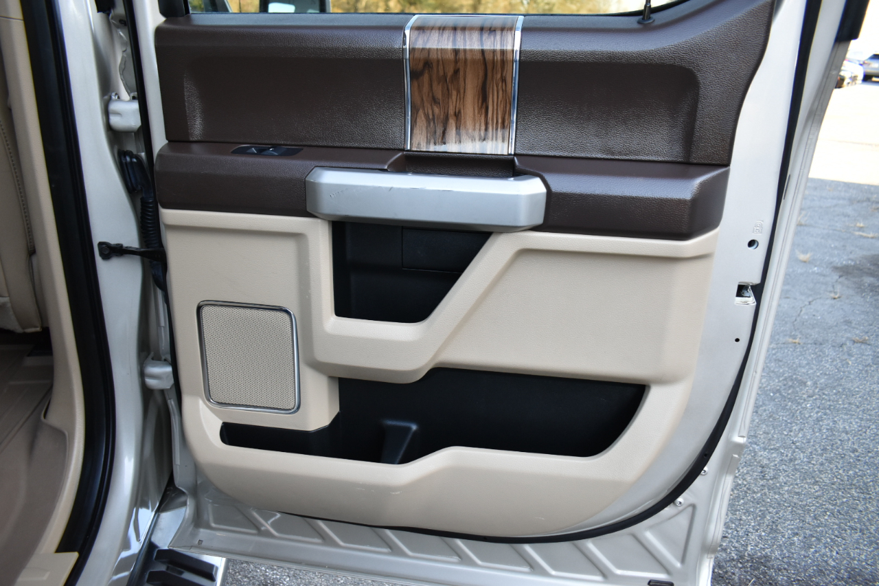 Ford F-150 Lariat SuperCrew 2WD 2018