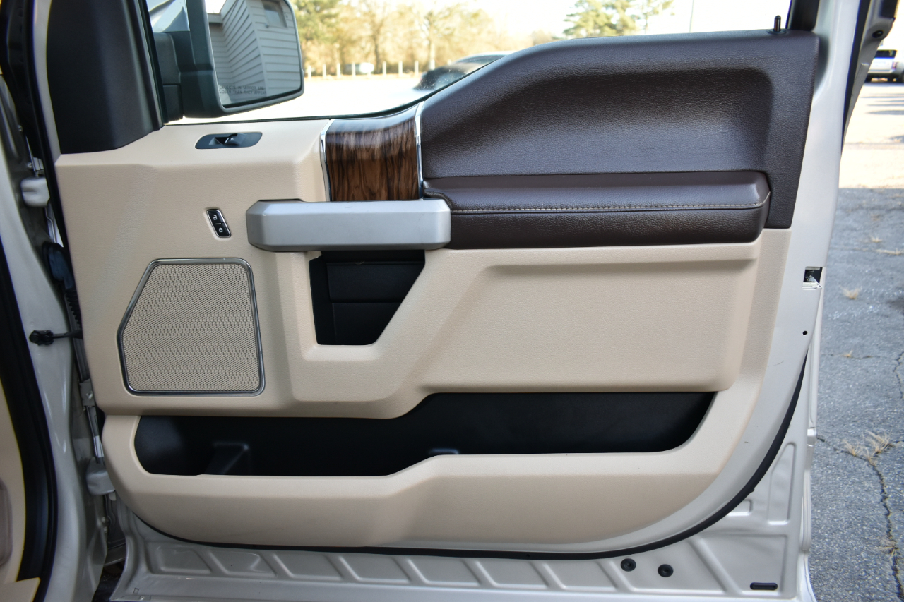 Ford F-150 Lariat SuperCrew 2WD 2018