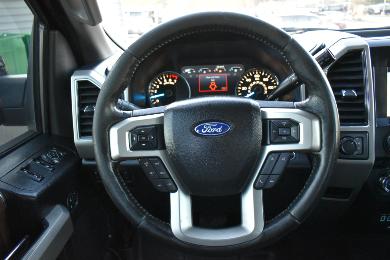 Ford F-150 Lariat SuperCrew 4WD 2017