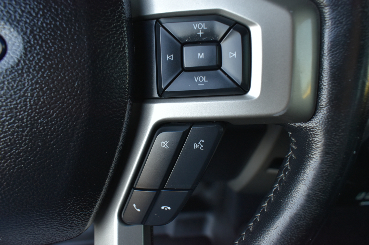 Ford F-150 Lariat SuperCrew 4WD 2017