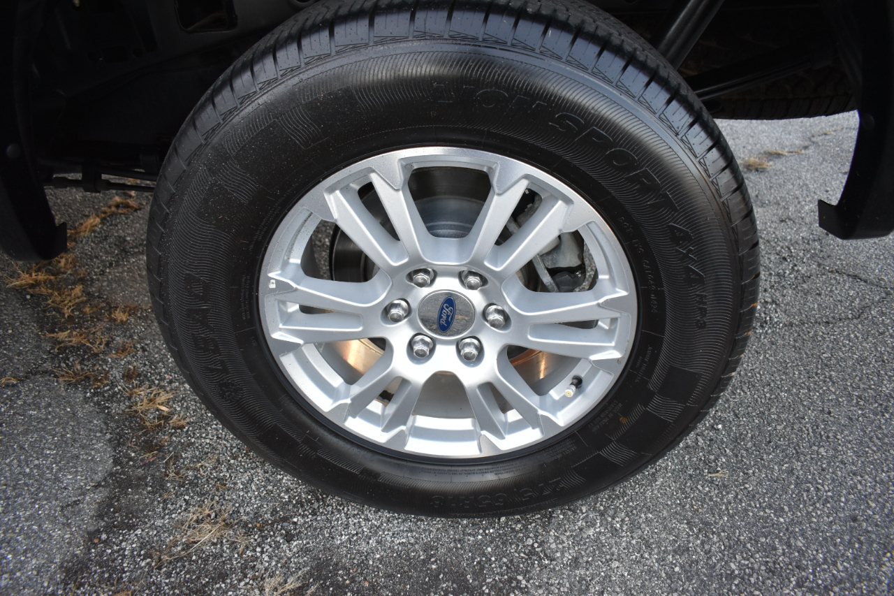 Ford F-150 Lariat SuperCrew 4WD 2017