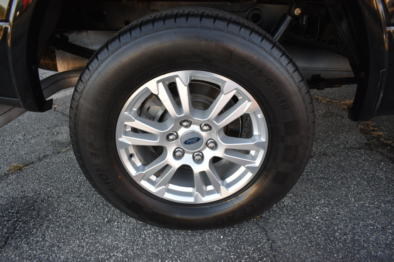 Ford F-150 Lariat SuperCrew 4WD 2017