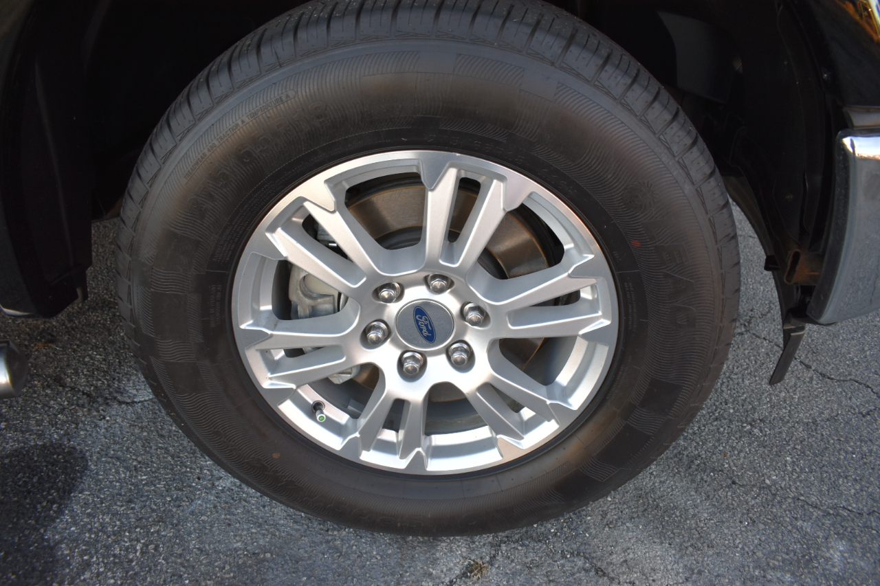 Ford F-150 Lariat SuperCrew 4WD 2017