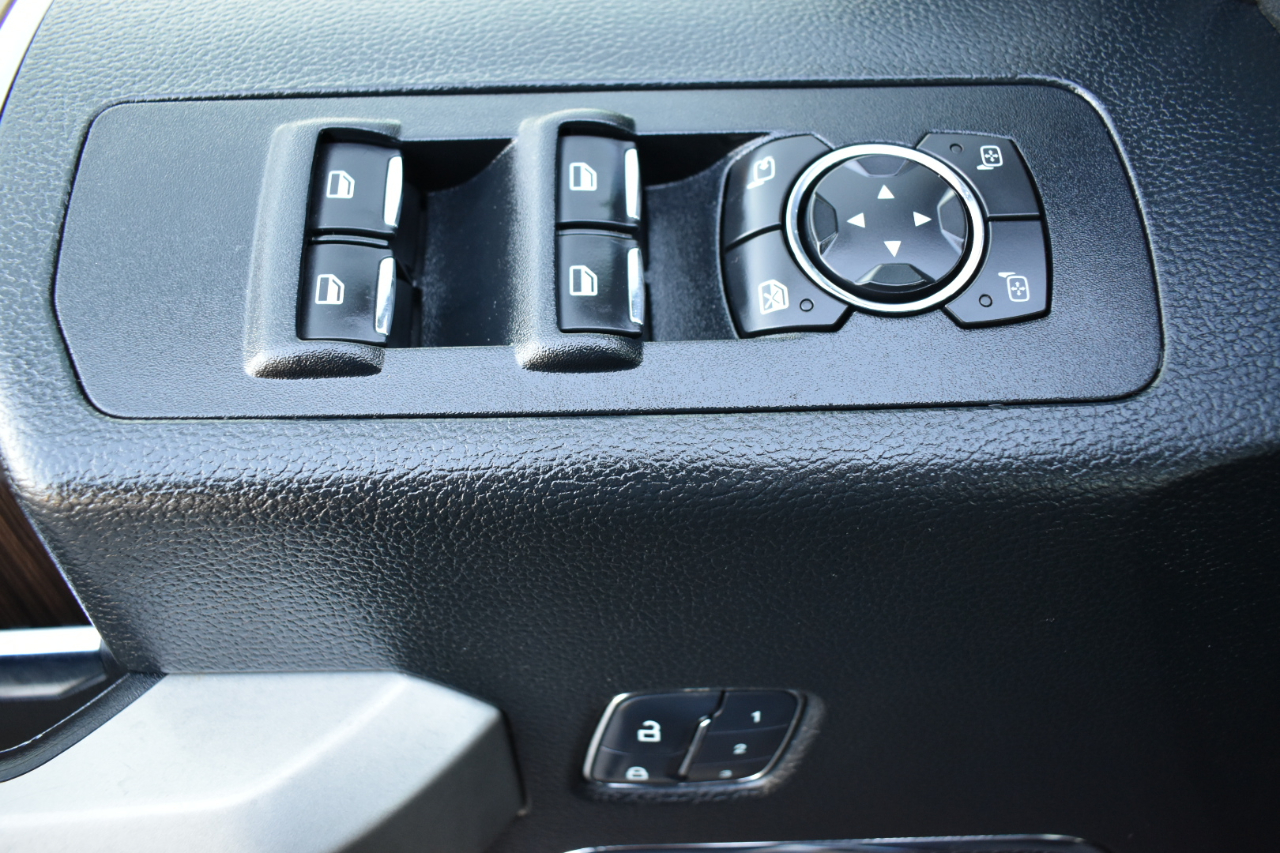 Ford F-150 Lariat SuperCrew 4WD 2017