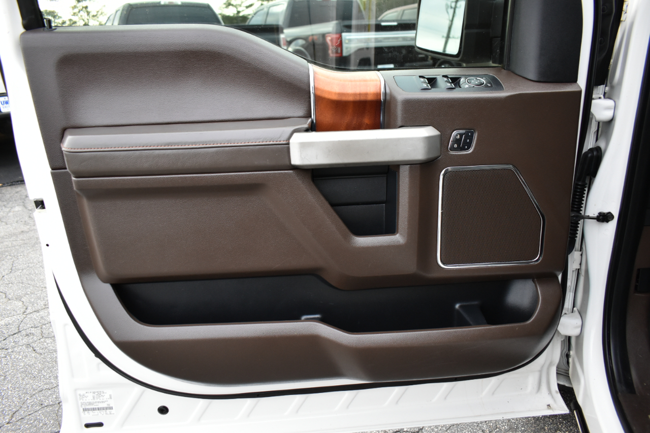 Ford F-150 King Ranch SuperCrew 2WD 2015