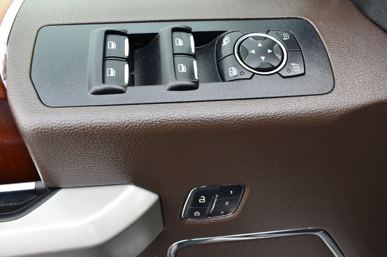 Ford F-150 King Ranch SuperCrew 2WD 2015