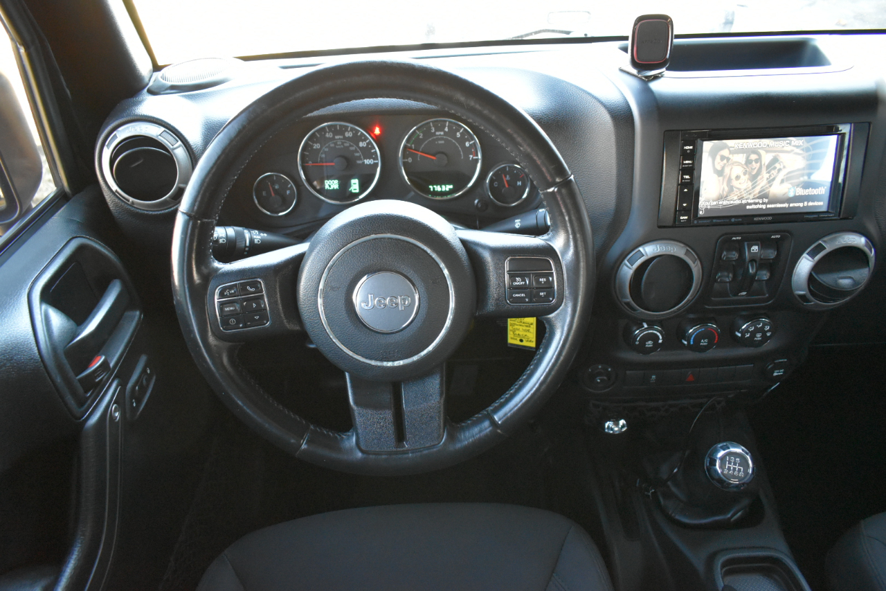 Jeep Wrangler Unlimited Sport 4WD 2017