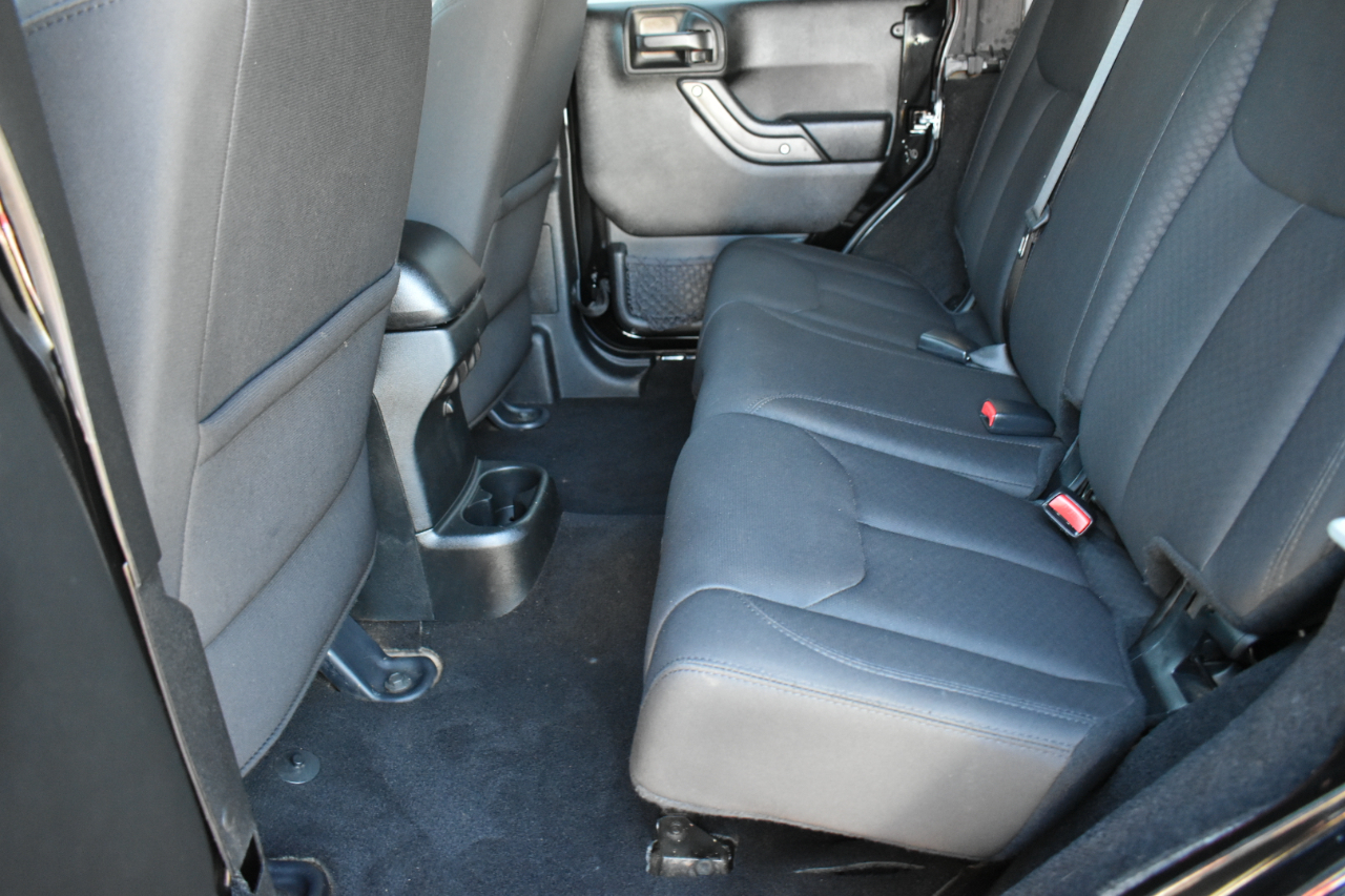 Jeep Wrangler Unlimited Sport 4WD 2017