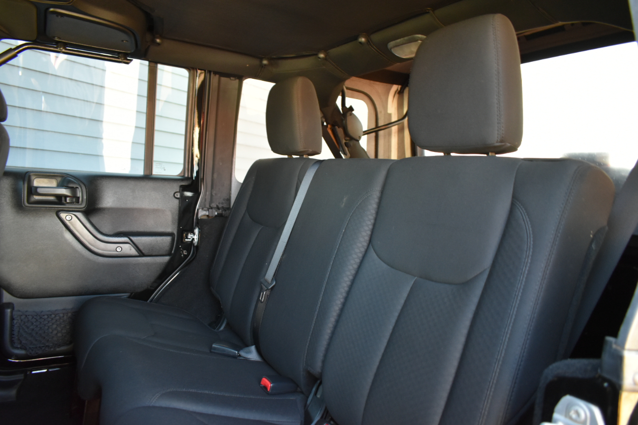 Jeep Wrangler Unlimited Sport 4WD 2017