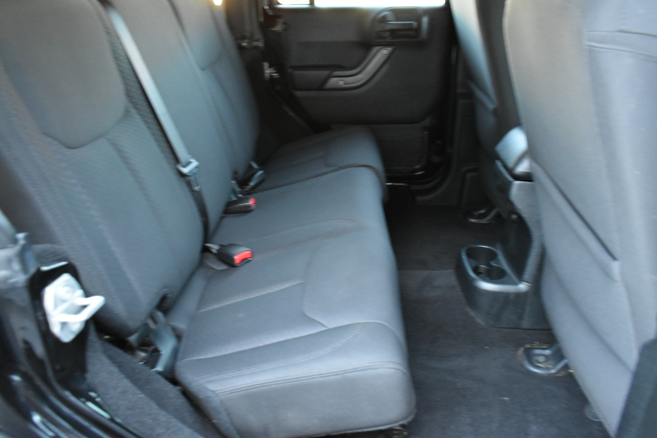 Jeep Wrangler Unlimited Sport 4WD 2017