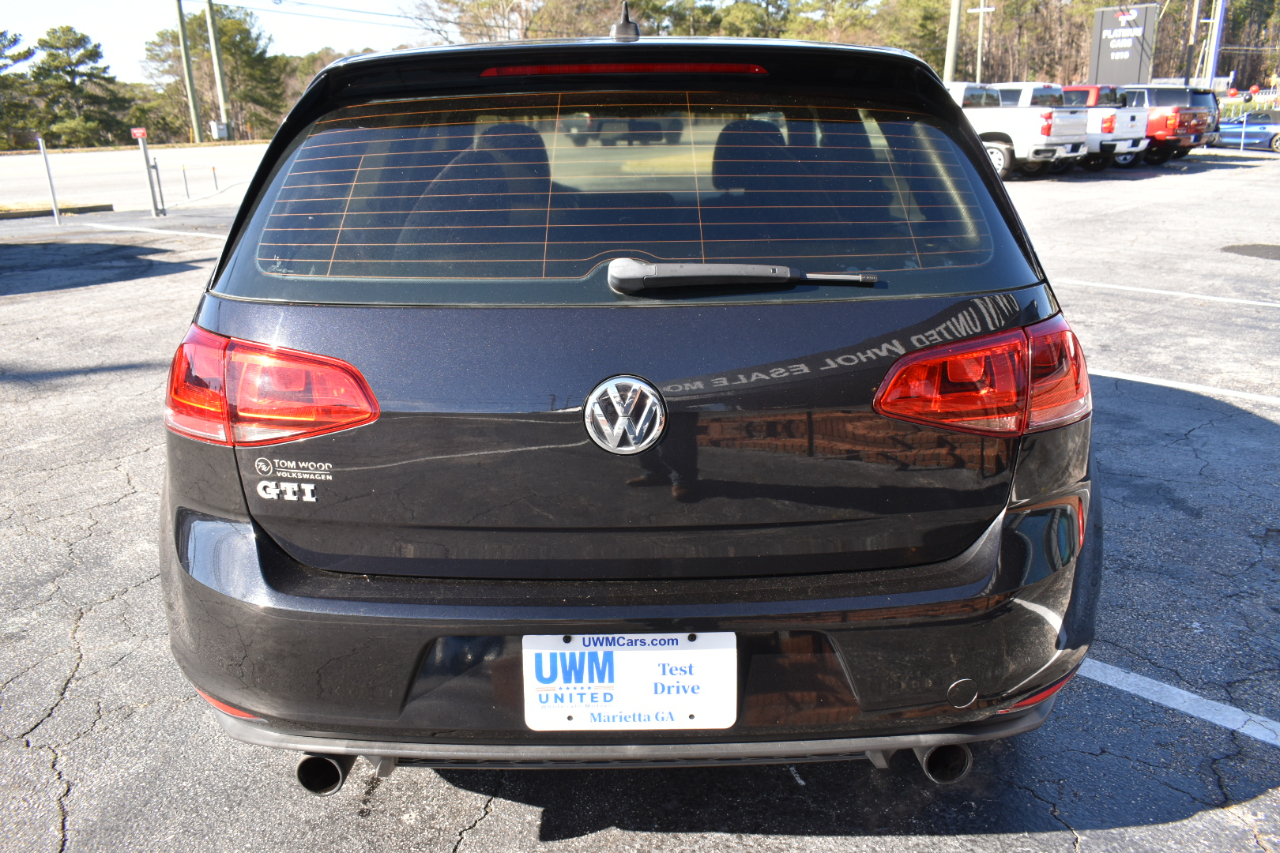 Volkswagen Golf GTI S 6A 4-Door 2017