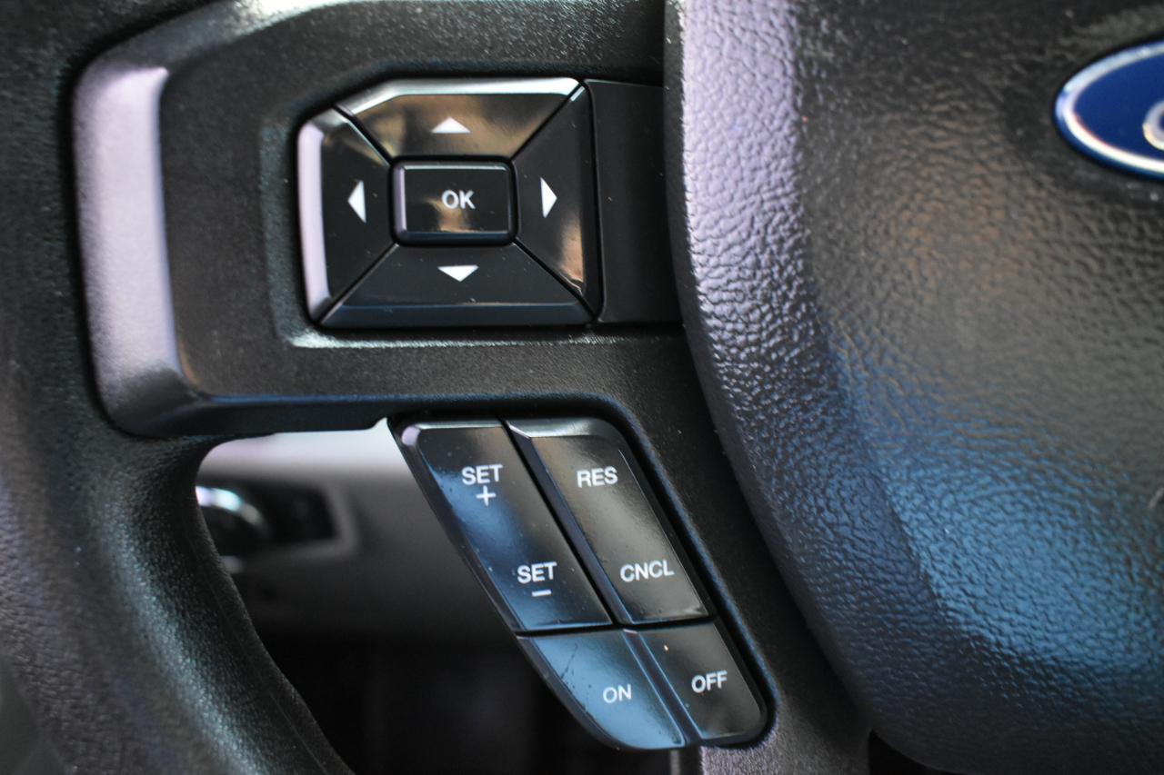 Ford F-150 4WD SuperCrew 145" STX 2019