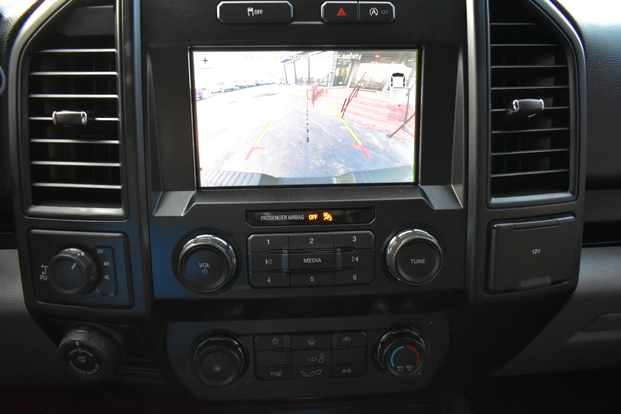 Ford F-150 4WD SuperCrew 145" STX 2019