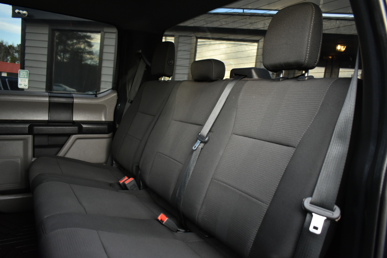 Ford F-150 4WD SuperCrew 145" STX 2019