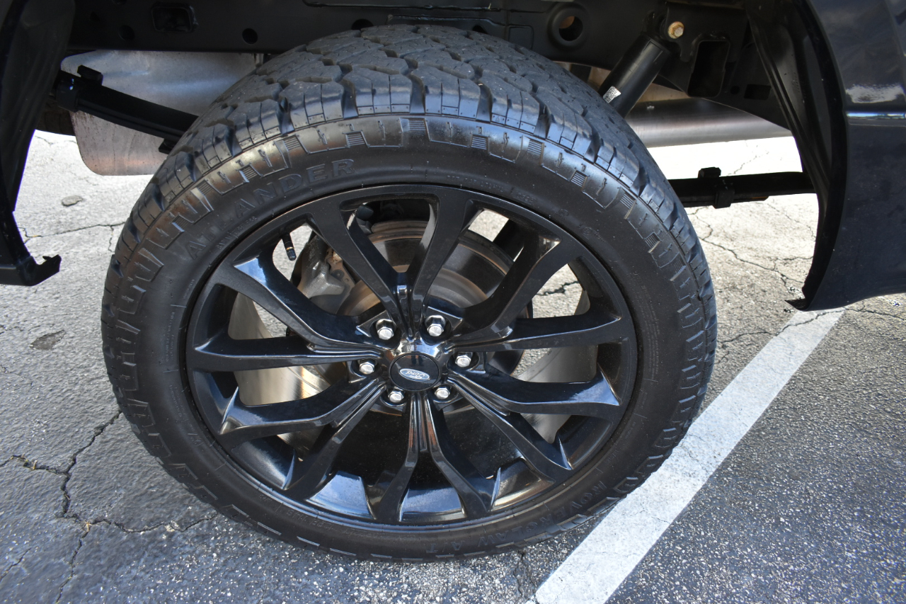 Ford F-150 4WD SuperCrew 145" STX 2019