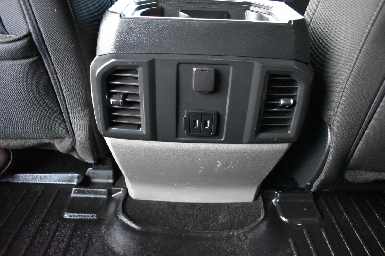 Ford F-150 4WD SuperCrew 145" STX 2019