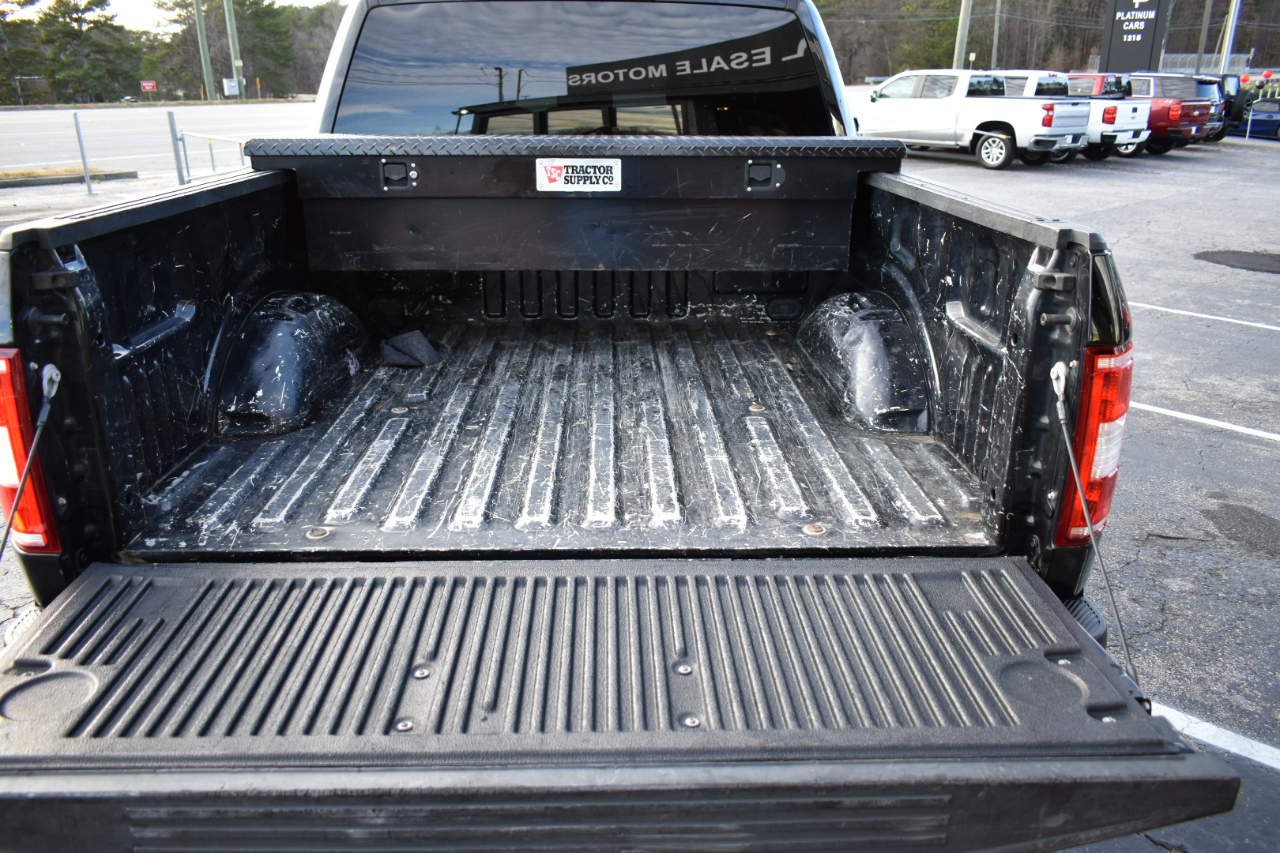 Ford F-150 4WD SuperCrew 145" STX 2019