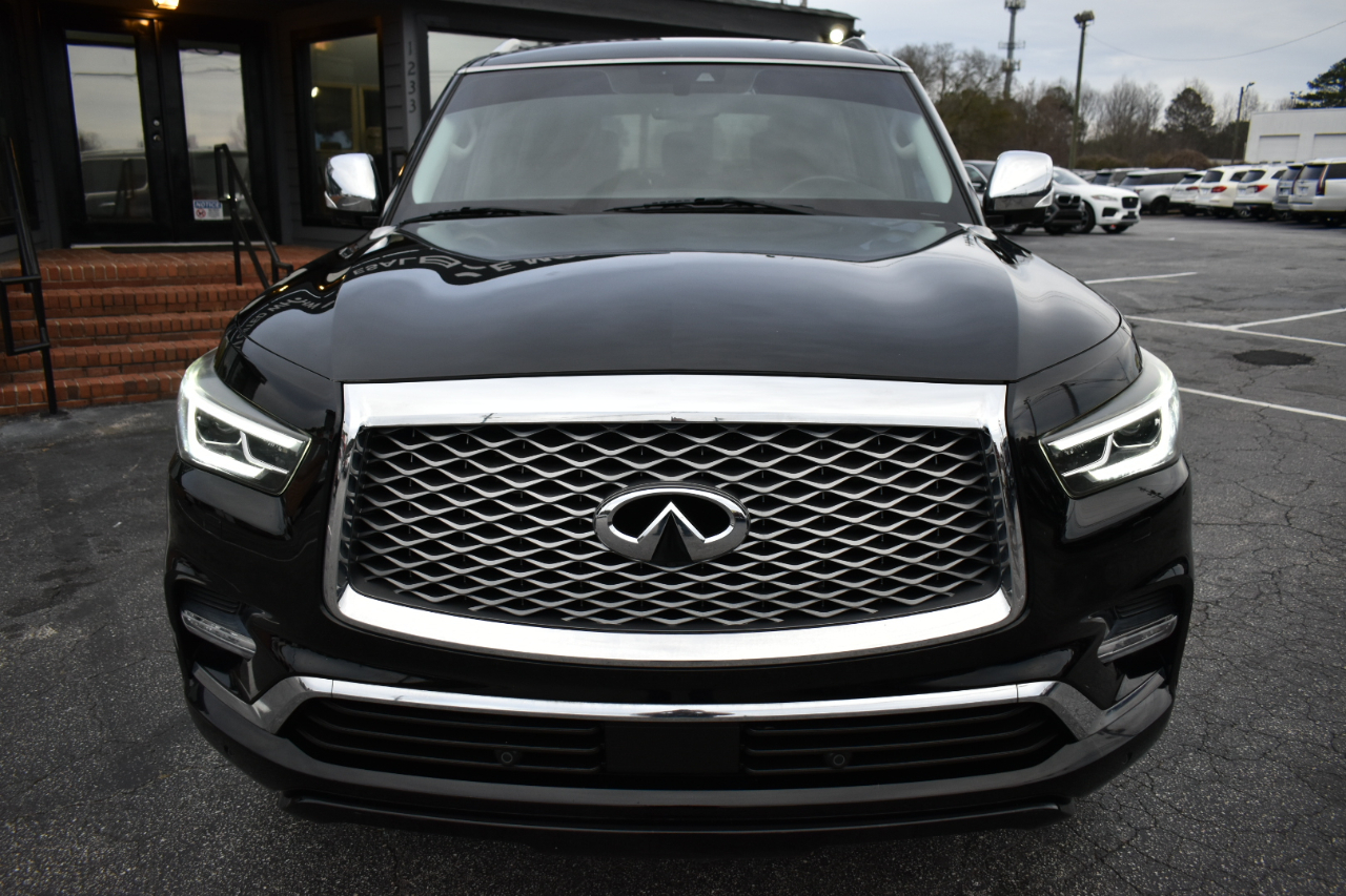 Infiniti QX80 LUXE 4WD 2019